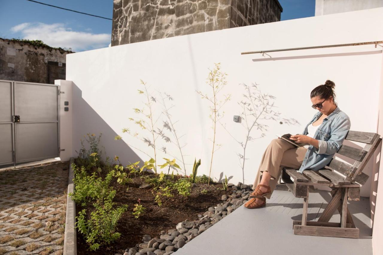Апартаменты Azorean Stones House Ap B, Vila Do Porto, Acores Экстерьер фото